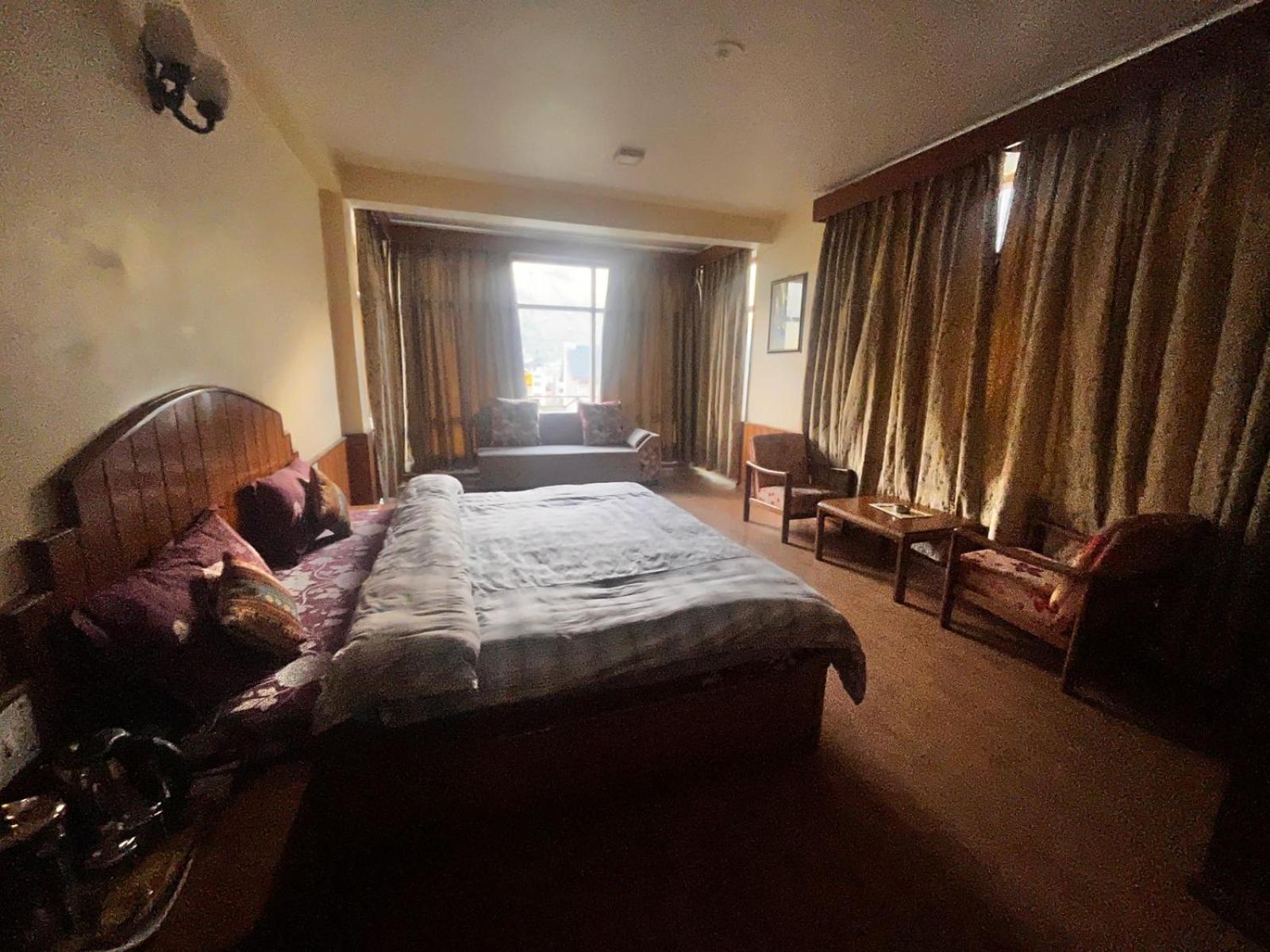 Hotel Sandhya Royal
